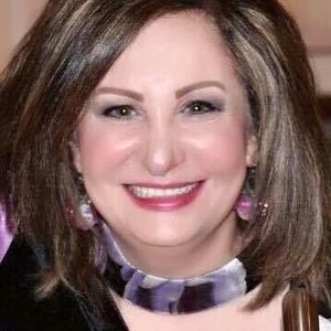 Meet your Posher, Roula